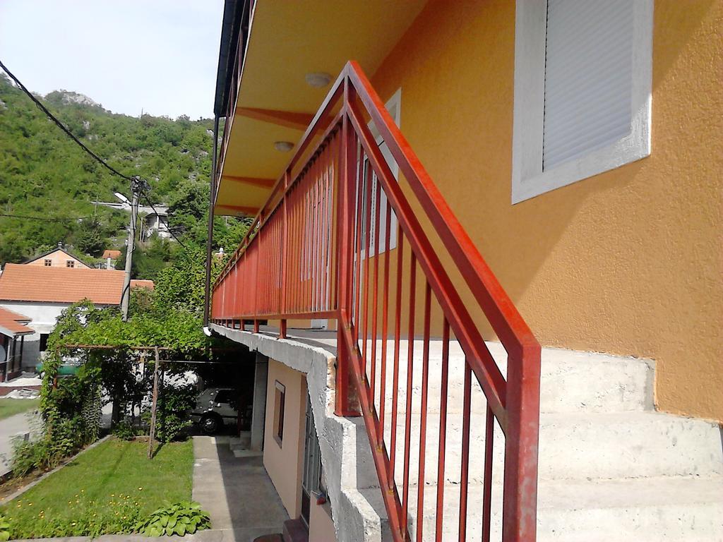 Apartments Mirkovic سيتينيي المظهر الخارجي الصورة