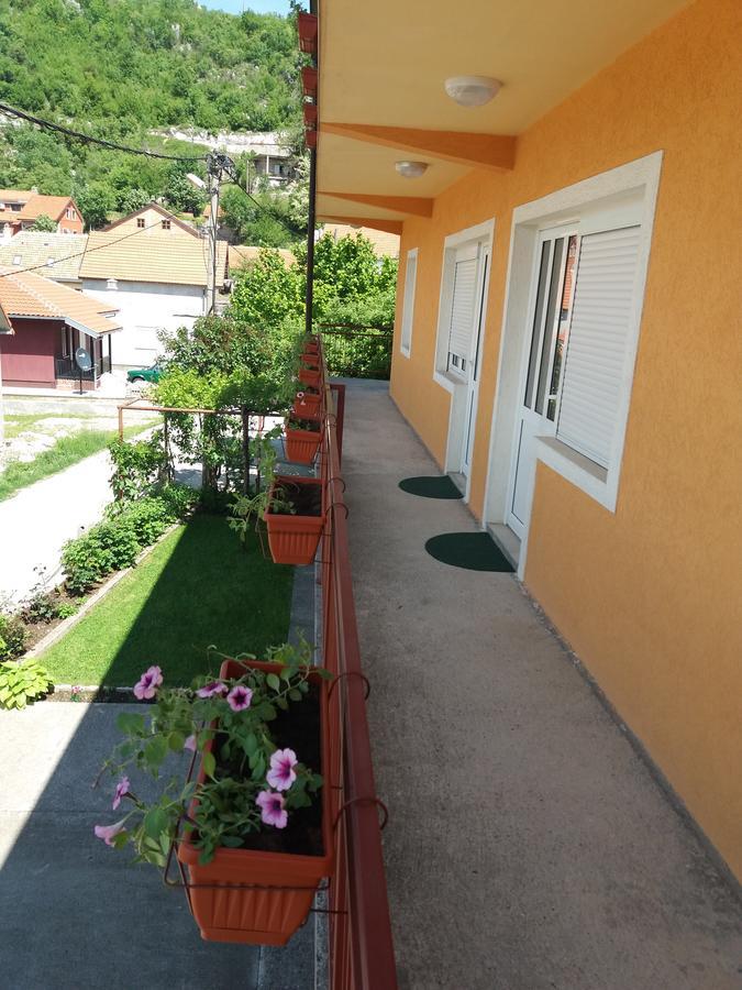 Apartments Mirkovic سيتينيي المظهر الخارجي الصورة