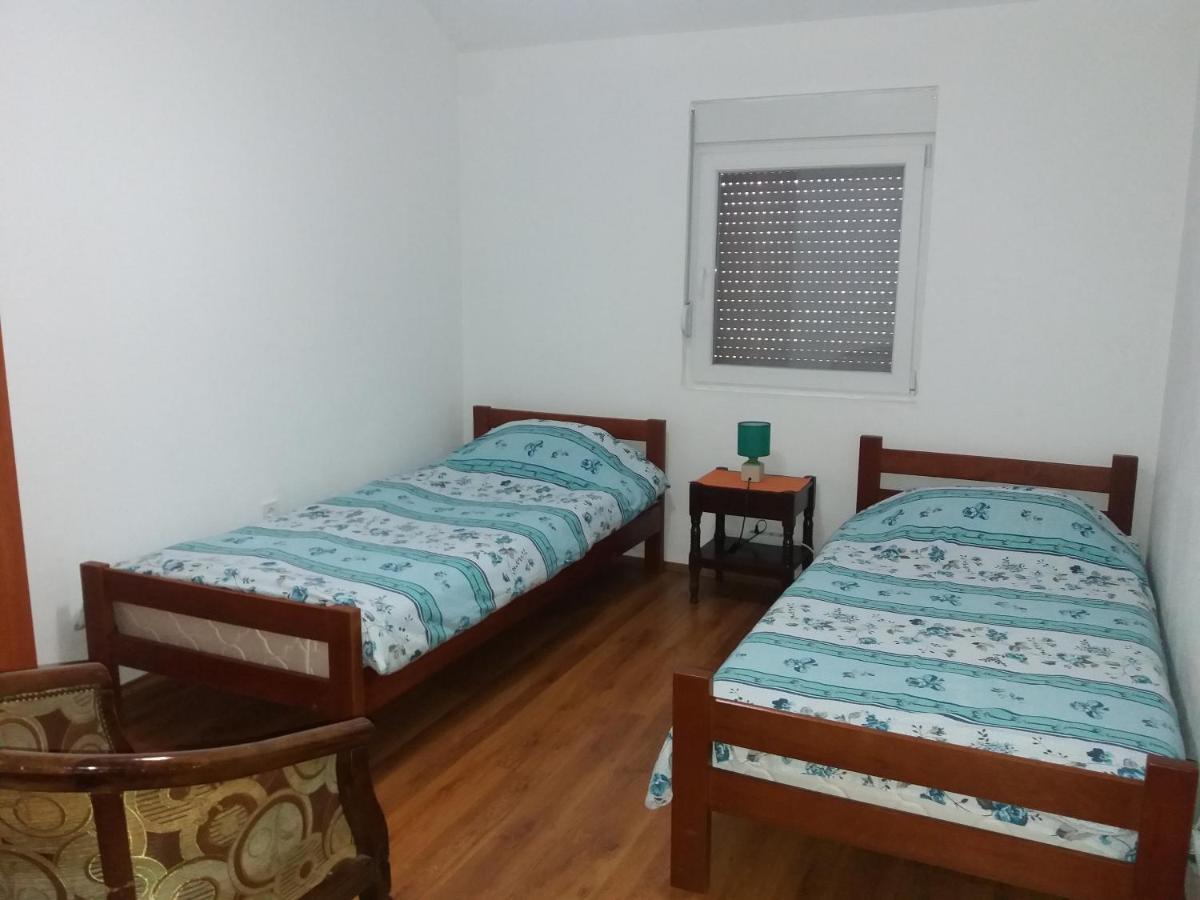 Apartments Mirkovic سيتينيي المظهر الخارجي الصورة